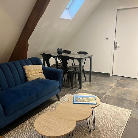 Les Suites Du Colonel Βαν Εξωτερικό φωτογραφία