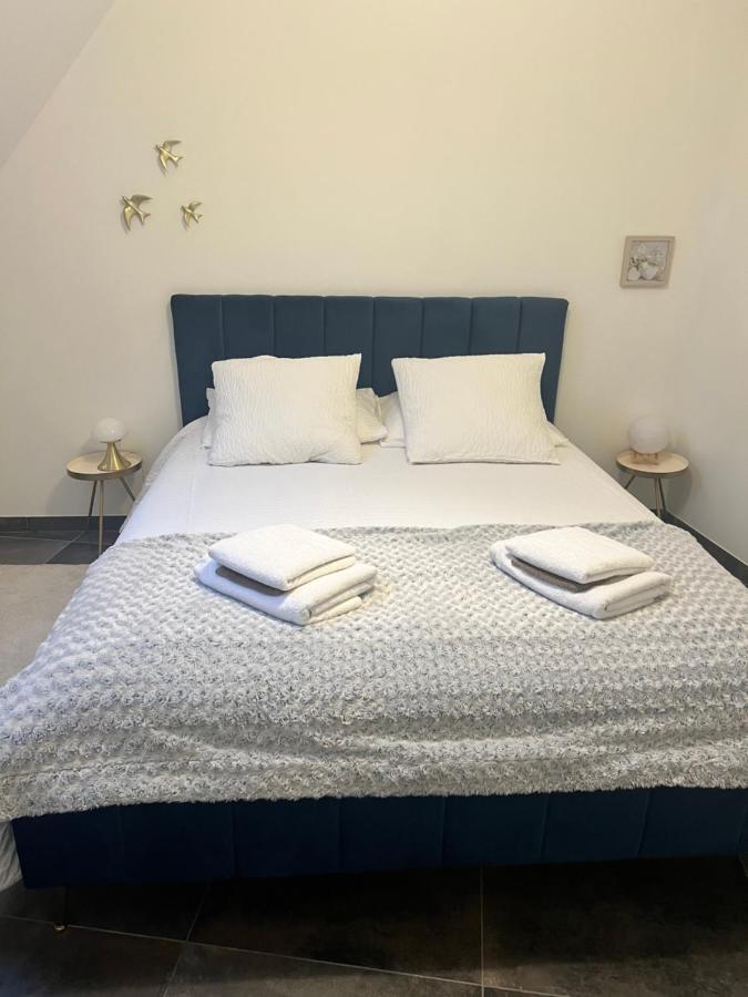 Les Suites Du Colonel Βαν Εξωτερικό φωτογραφία